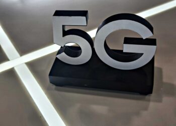 Top 11 5G smartphones under 20000 Budget